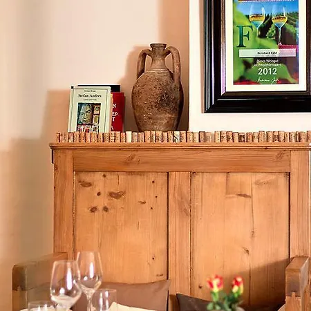 Weingut & Gastehaus Bernhard Eifel Trittenheim